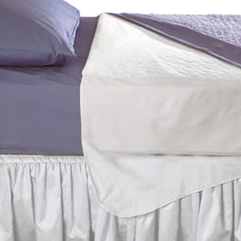 Quilted Underpad with tuck in panels