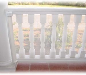 Kid Kushion Retractable Deck Guard